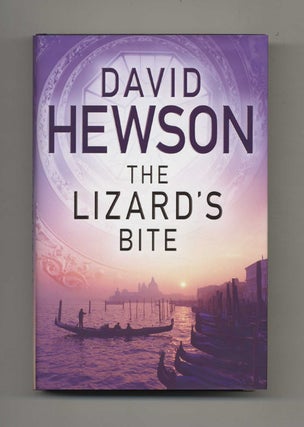 The Lizard's Bite - 1st Edition/1st Impression. David Hewson.