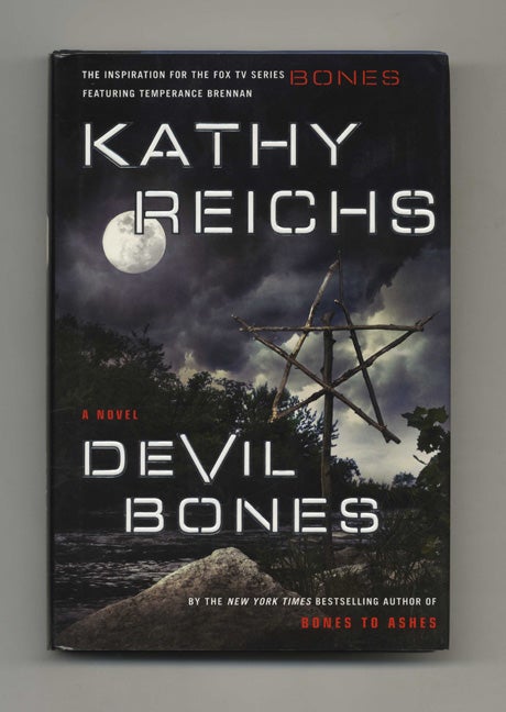 Book #25823 Devil Bones - 1st Edition/1st Printing. Kathy Reichs.
