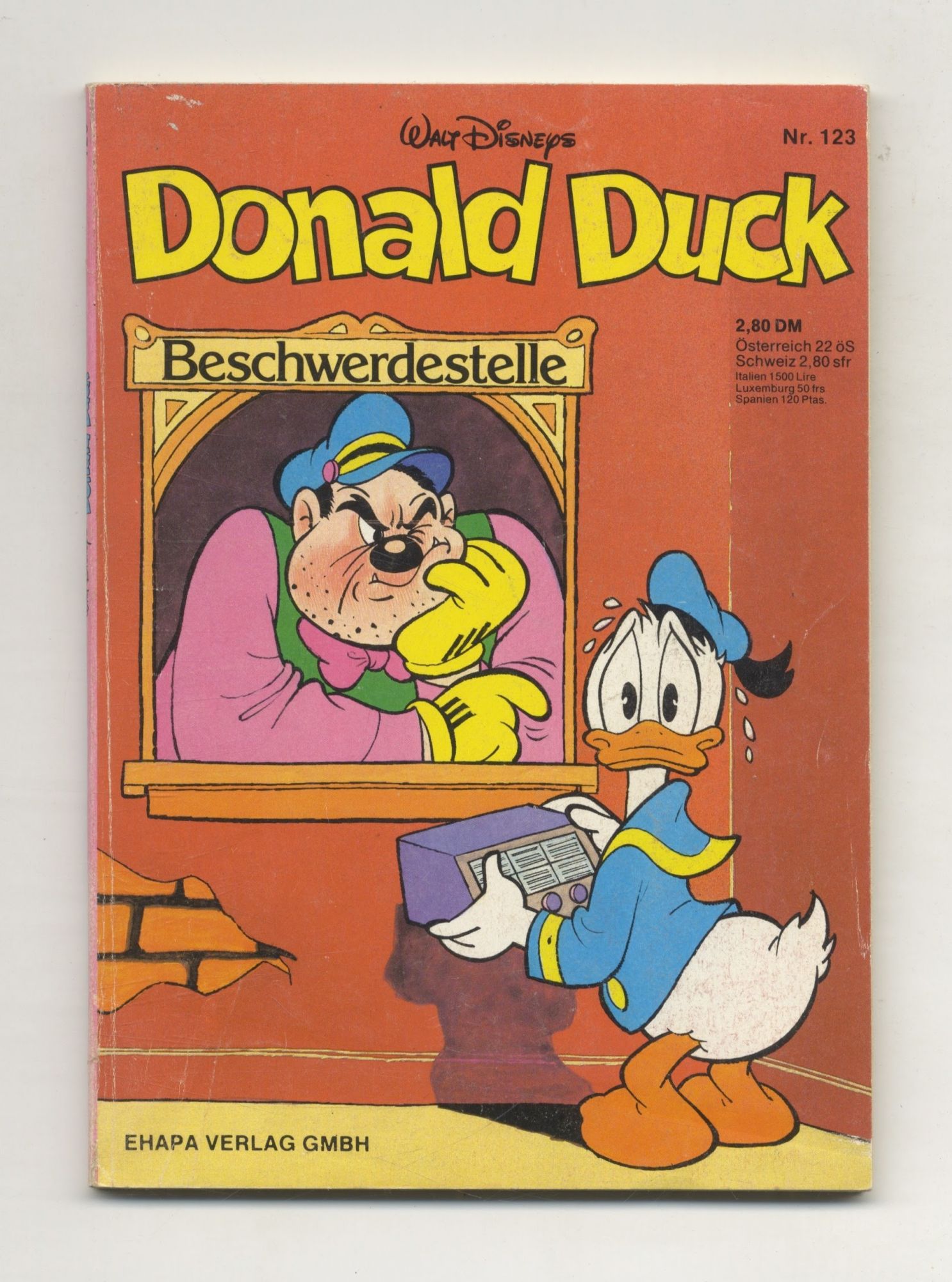 Book #27515 Donald Duck - 1st Edition/1st Printing. Walt Disney.