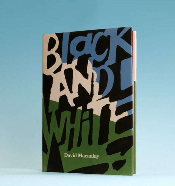 Book #29723 Black And White - 1st Edition/1st Printing. David Macaulay.