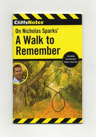 Book #33756 On Nicholas Sparks' A Walk to Remember - 1st Edition/1st Printing. CliffsNotes.